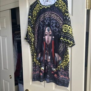 Artistic Graphic T-Shirt with Yellow and Black Accents